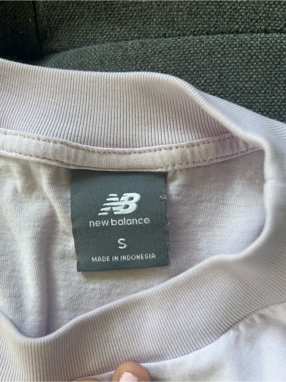 New balance puffy letter shirt